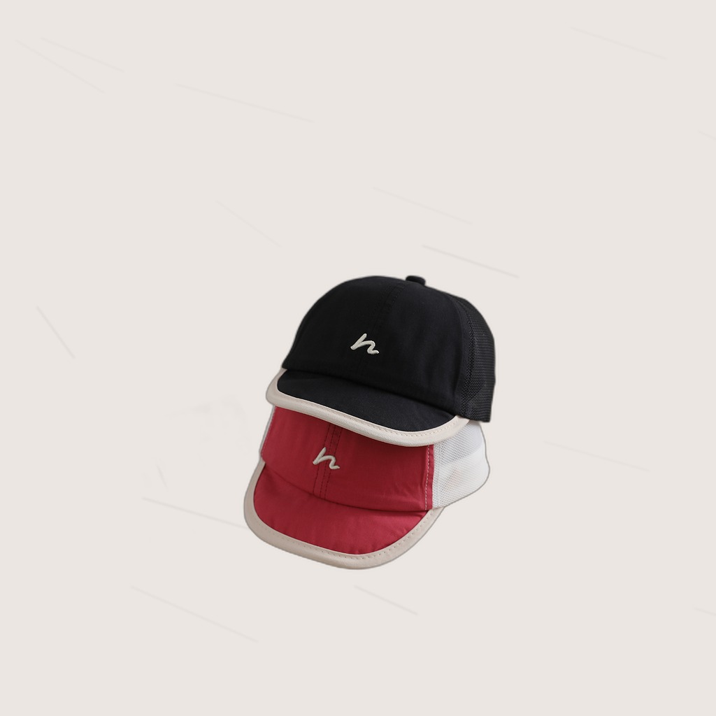 Children's Short Brimmed Baseball Cap With Mesh Surface For