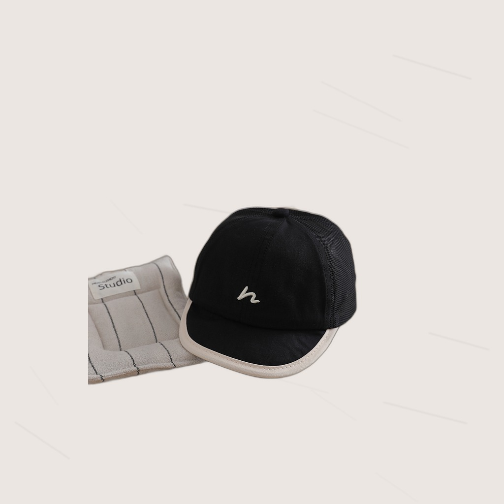 Children's Short Brimmed Baseball Cap With Mesh Surface For