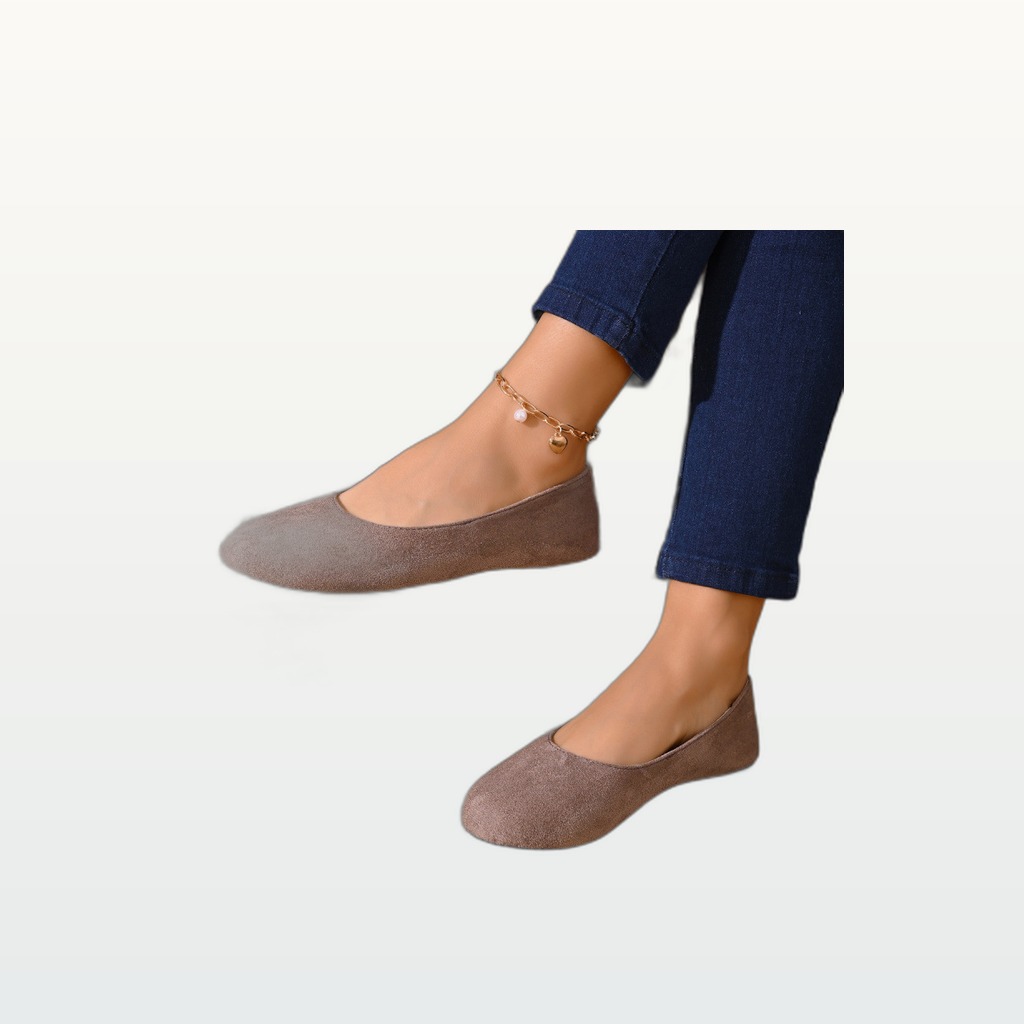 Plus-size Round-toe Suede Low-cut Pumps