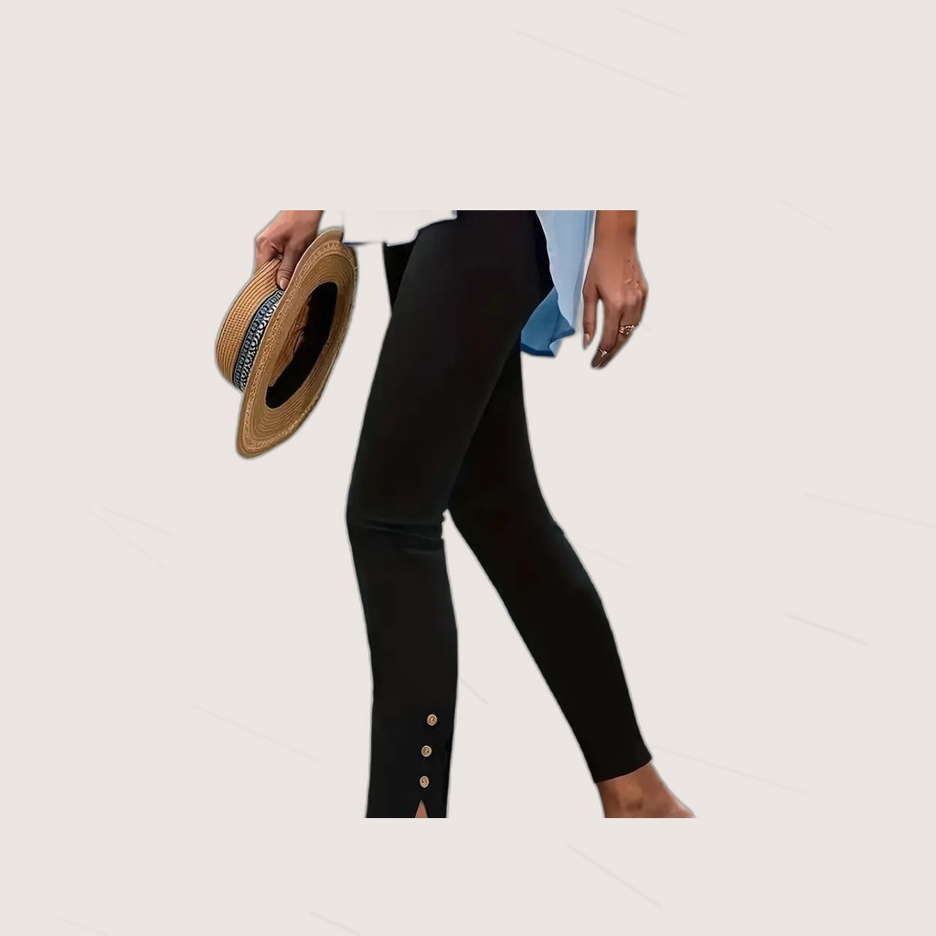 Coconut-Button Casual Trousers
