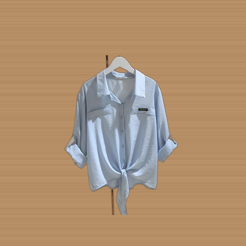 Womens Top With A Knotted Hem