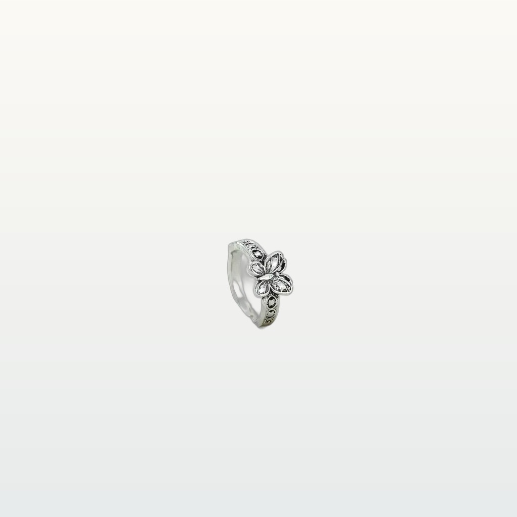 Retro-style Fashion-forward And Creative Ring