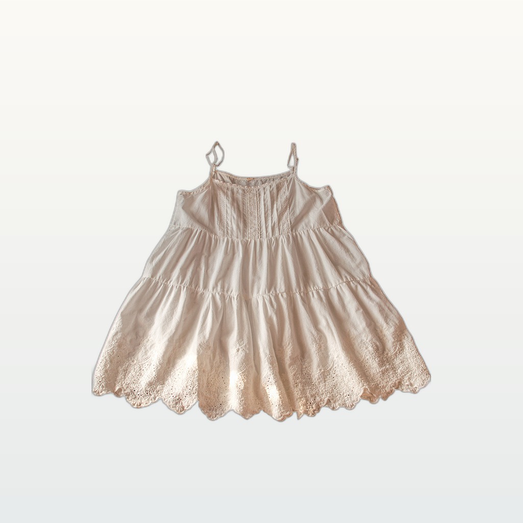 Embroidered Strap Loose-fitting Ruffled-lace Bottoming Dress