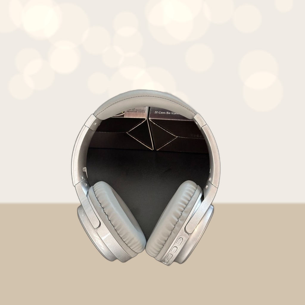 Retro Over-Ear Metal Headphones