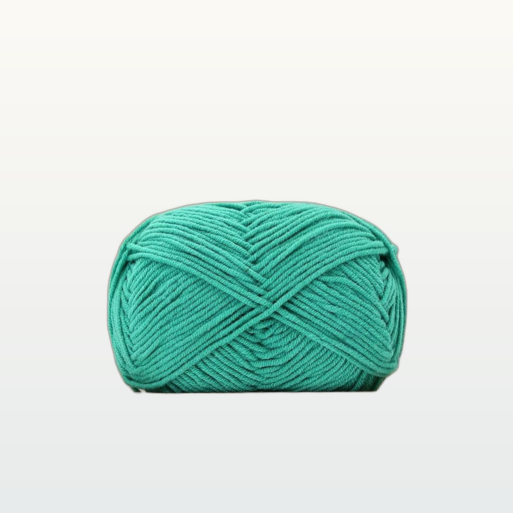 4-ply Combed Milk Cotton Yarn Ball For Dolls Blankets And